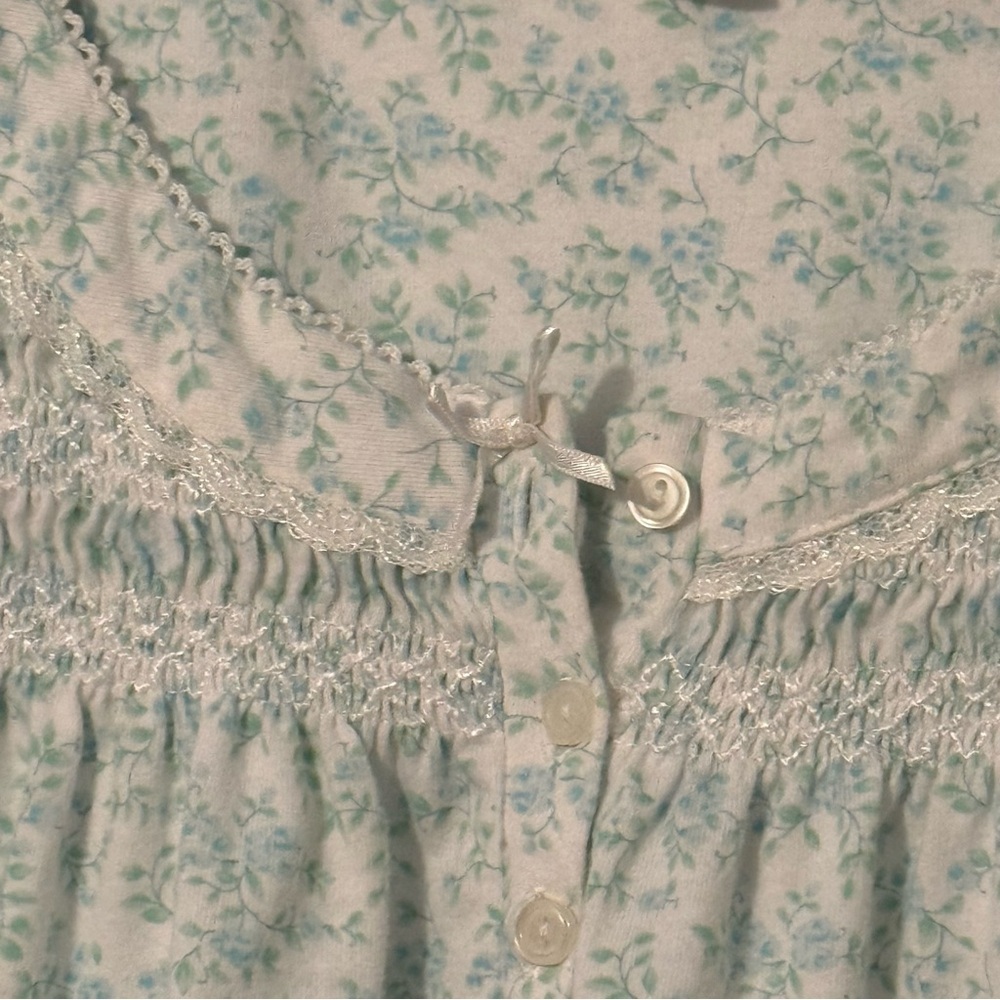 Miss Elaine White and Blue Floral Nightgown - Picture 3 of 5